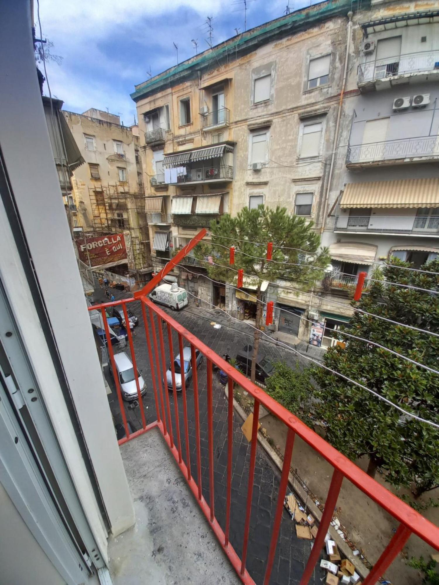 Colonna Bed * Napoli