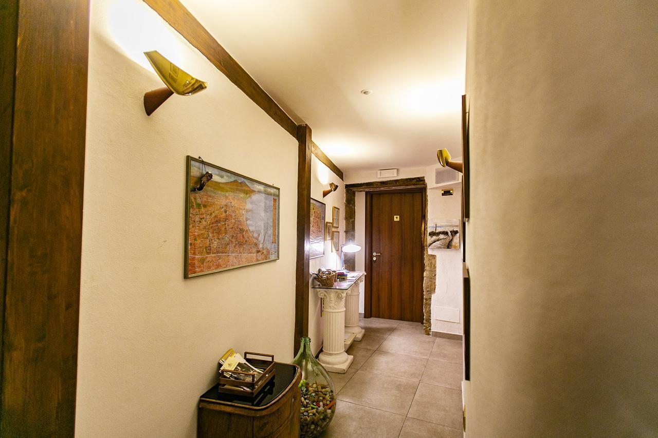 Colonna Bed Napoli